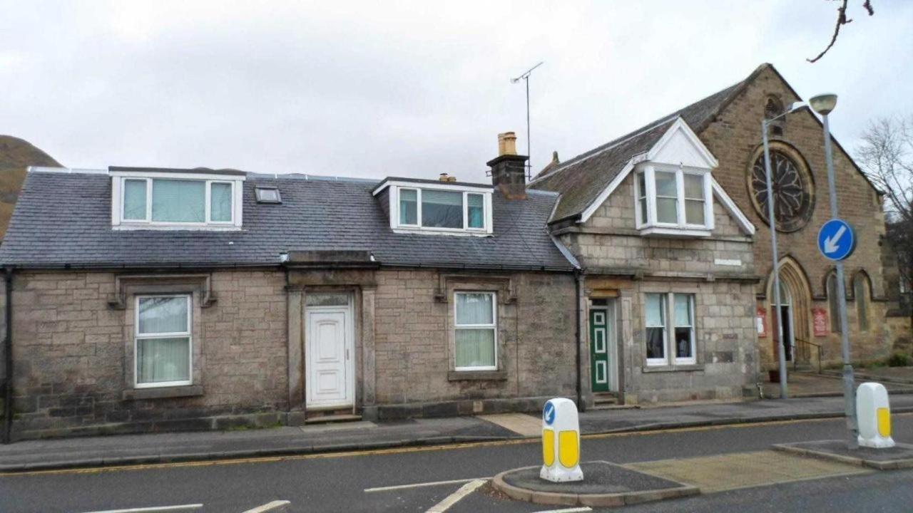 فيلا Carvetii - Gemini House - 4 Bed House Sleeps Up To 8 People Tillicoultry المظهر الخارجي الصورة